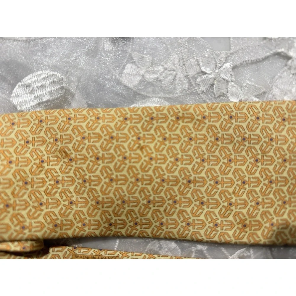 Hermès Paris Men's Silk Geometric Pointed Tie Gold/Beige Logo Accent